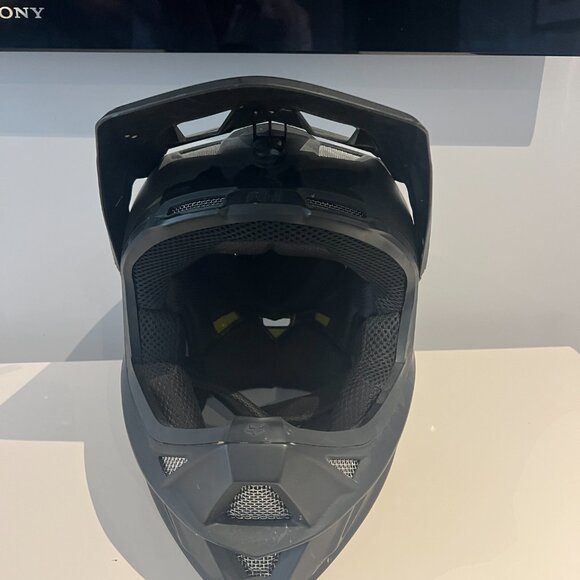 Youth Rampage Fox Mountain biking helmet - Picture 3 of 6